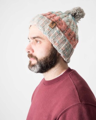 Gorro Pompón Azul Claro y Rosa